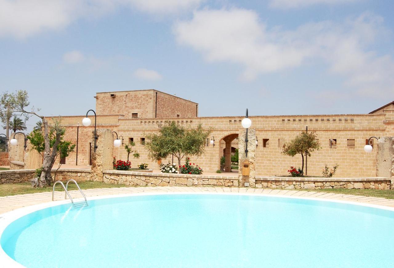 Masseria Galatea Agriturismo อเลซซาโน ภายนอก รูปภาพ